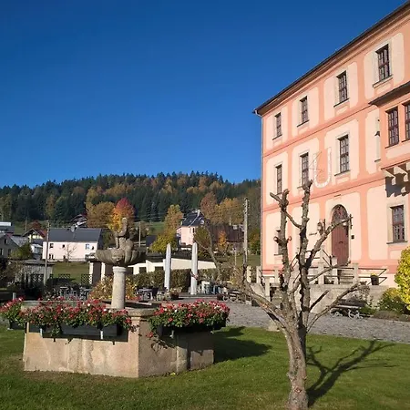 Bed & Breakfast Garni Schloss Schoenberg
