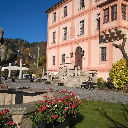Garni Schloss Schoenberg Bed & Breakfast