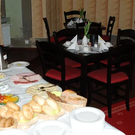 Garni Schloss Schoenberg 3*