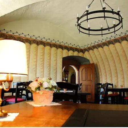 Bed & Breakfast Garni Schloss Schoenberg 4*