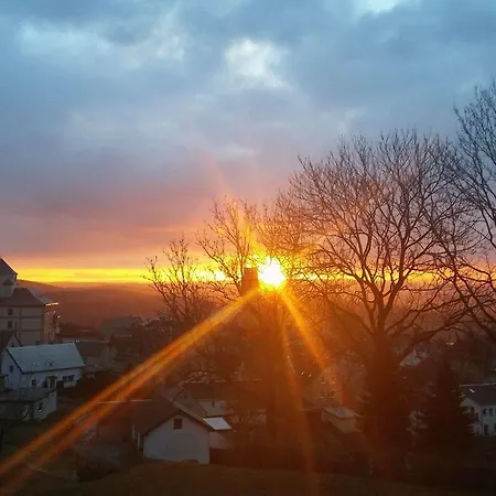 Bed & Breakfast Garni Schloss Schoenberg 4*