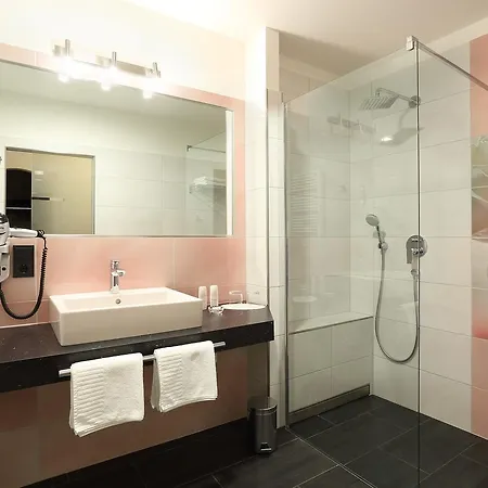 Bed & Breakfast Garni Schloss Schoenberg 4*