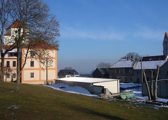 فندق مبيت وإفطار Garni Schloss Schoenberg 3*