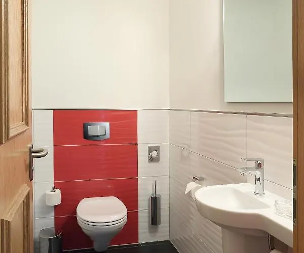 Garni Schloss Schoenberg فندق مبيت وإفطار 3*