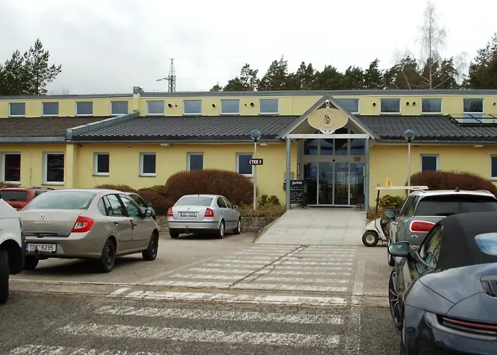 Garni Schloss Schoenberg فندق مبيت وإفطار باد برامباخ