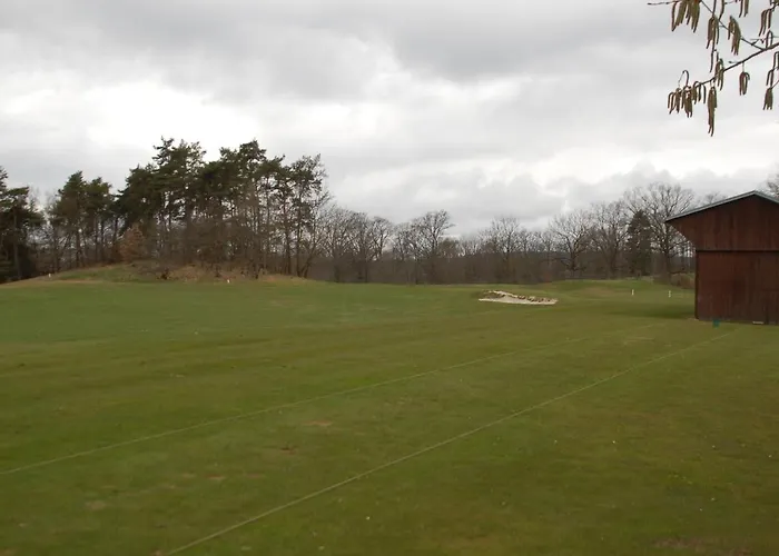 فندق مبيت وإفطار Garni Schloss Schoenberg 3*