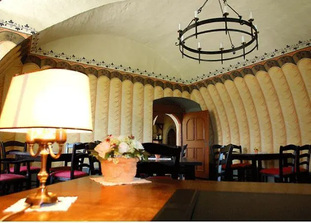 فندق مبيت وإفطار Garni Schloss Schoenberg 3*