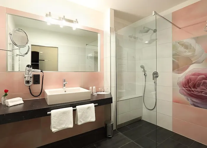 فندق مبيت وإفطار Garni Schloss Schoenberg 3*